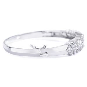 Chevron Diamond Bangle in 14K White Gold (6.01ct)