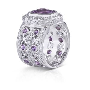 Amethyst and Diamond 'XO' Ring in 18K White Gold