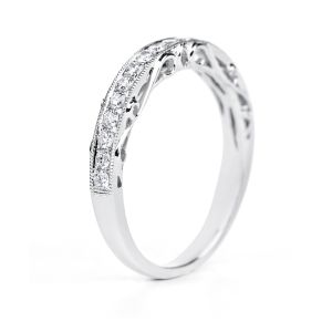 diamond-antique-wedding-ring-white-gold-top