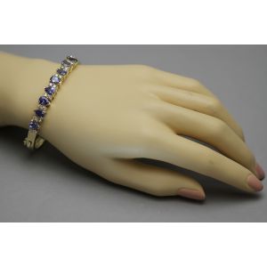 pear-tanzanite-diamond-yellow-gold-bangle