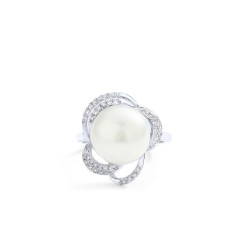 pearl-diamond-flower-white-gold-ring