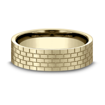 Men's Comfort Fit Brick Wall Wedding Band in Yellow Gold (6mm)