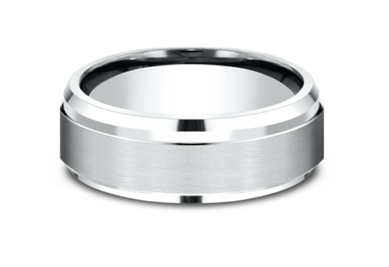 Men's Comfort-Fit Beveled Edge White Gold Wedding Band (7mm)