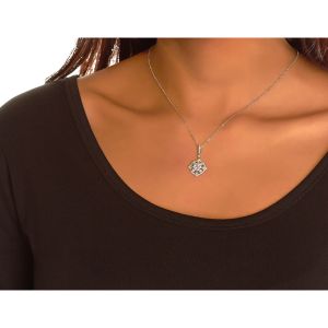 Vintage Diamond Cluster Pendant with Milgrain in 18K White Gold (0.85ct)
